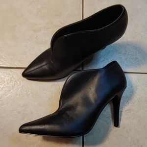 levity silver platform bootie